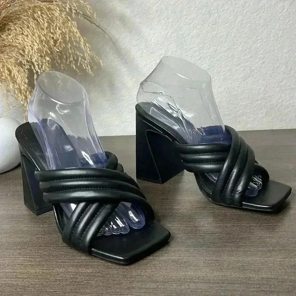 Abound Black Heel Cross Pattern Womens Size 9.5M - Picture 5 of 12